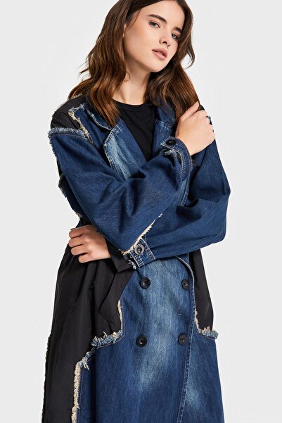 its basic Women's Jeans Color Oversized Double Piece Fabric Special Design Denim Trench Coat Coat