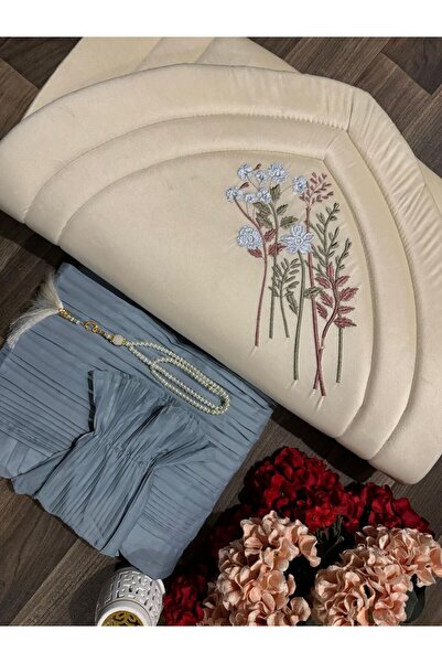 Star dresses Prayer set, rug and abaya