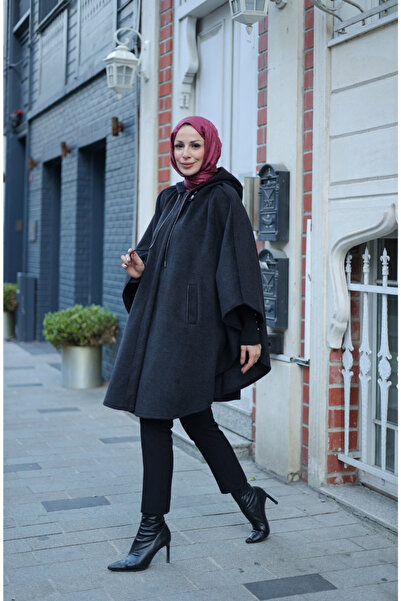 KADEEM Lavena Moscov Poncho - 2014