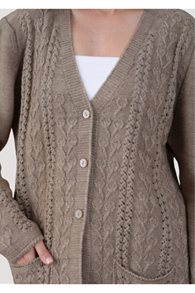 Stilmony Women's Mother Plus Size Chain Flower Motif Button Closure Cardigan