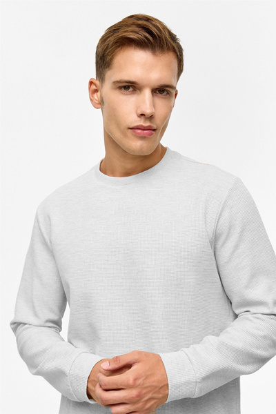 SÜVARİ Φούτερ με φαρδιά εφαρμογή με λαιμόκοψη σε σχήμα O, με μοτίβο μελανζέ, χρώμα βάφλας