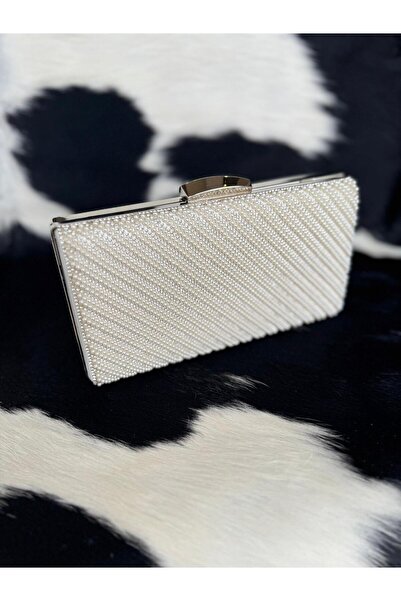 Blacktavern Pearl detail evening bag