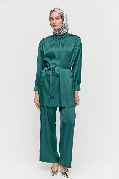 Setrms Süs Düğmeli Hakim Yakalı Saten İkili Takım