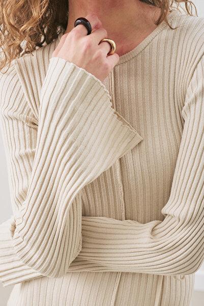 Manuka Elastic Knit Dress with Flawed Skirt Beige