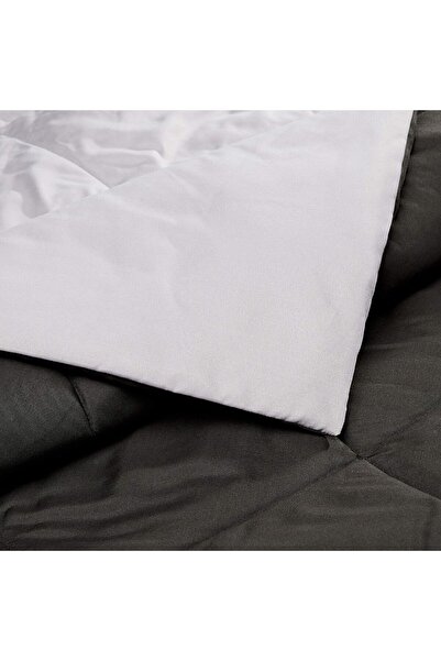 Amazon basics Lightweight Reversible Microfiber Comforter, Twin/Twin XL, Black/Grey