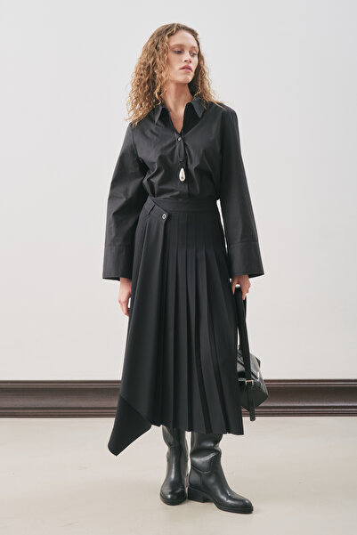 Manuka Anvelop Pleated Skirt Black