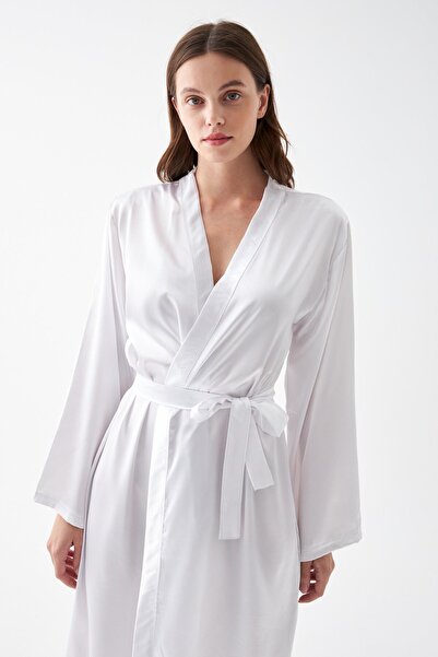 Akbeniz Women's Long White Satin Dressing Gown
