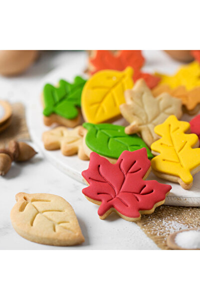 DECORA Set of assorted cutters Detailed leaves, 3 pcs. -