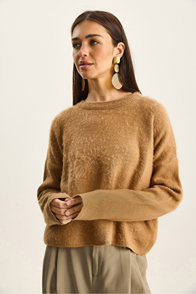 Bianco Lucci Women's Crew Neck Fleece-Lined Basic Knitwear Sweater 60285009