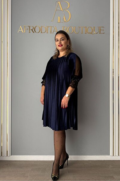 Afrodita Boutique Irma velvet dress