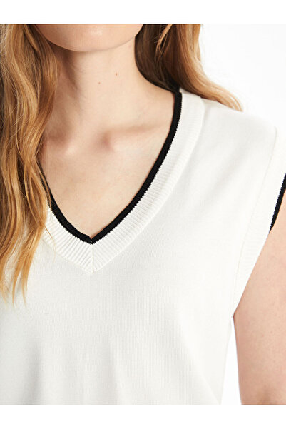 LC Waikiki Ecru Women's V-Neck Plain Knit Sweater