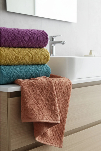 My Catherine 4-Piece Hand and Face Towel Set 50X90 cm - Authentic Tile Pattern | 100 Cotton | Jacquard