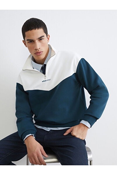 LC Waikiki Sweatshirt gros pentru bărbați, cu guler tip halat, în culori cont...