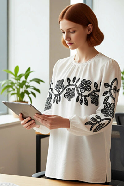 PayBuy Women's Embroidered Detailed Woven Tunic a Comfortable Piece of Clothing to Complete Your Casual Chic