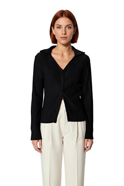 PayBuy Жіноча сорочка з довгими рукавами, з ґудзиками та плісированою спідницею, пропонує сучасний та зручний стиль. Функціональна.