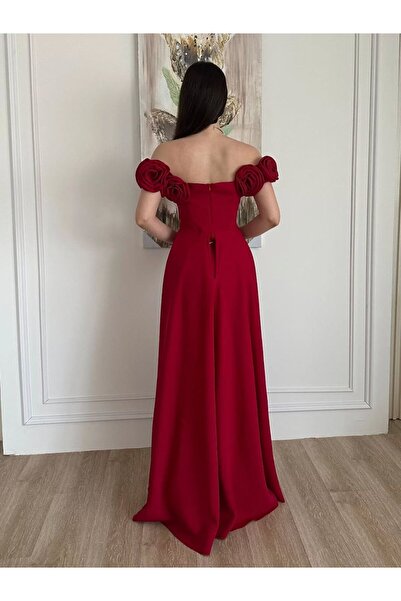 diarafashionsa A luxurious and elegant evening dress