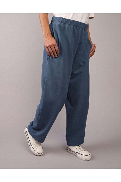 AMERICAN EAGLE بنطال رياضي فاخر من AE Everyday