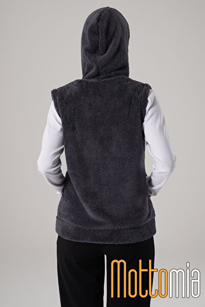 mottomia Smoked Hooded Welsoft Zippered Women's Plush Vest with Pockets, Warm Furry Winter Coat Look