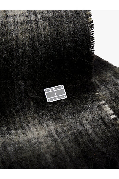 Tommy Hilfiger Th Crest Check Scarf with Wool