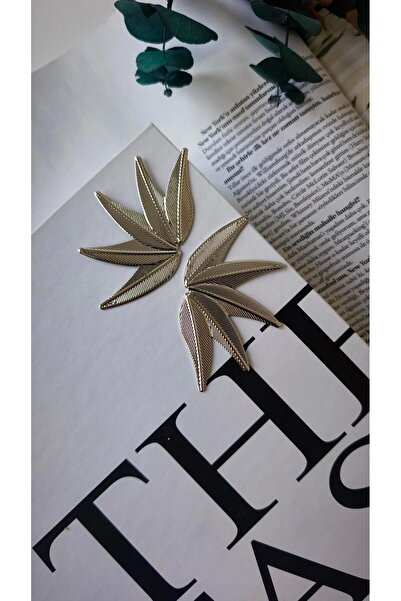 VOBEEYKU Special series serrated plate half flower earrings