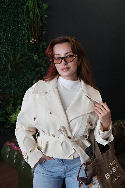 BAŞARAN Ecru Jacket with Belt