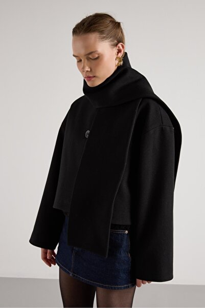 minaaise Palton scurt de damă, negru, cu detaliu de eșarfă, 30046