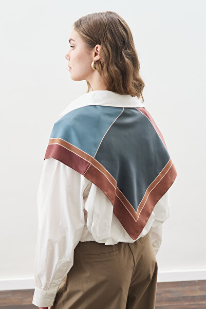 Manuka Patterned Medium Size Satin Scarf Black-Indigo