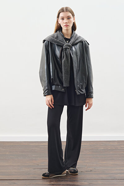 Manuka Knot Design Pants Suit Black