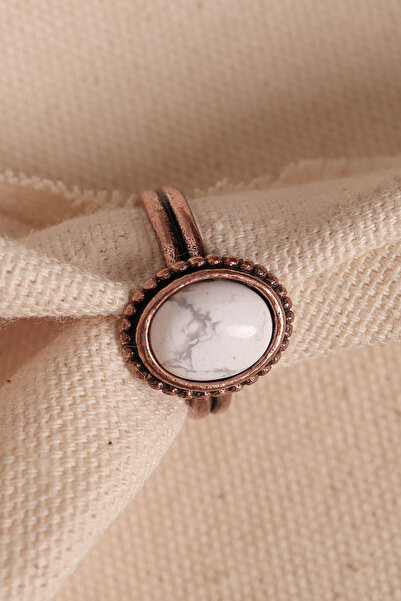 Süspüs Accessories خاتم نحاسي بيضاوي قابل للتعديل مرصع بحجر الهافليت