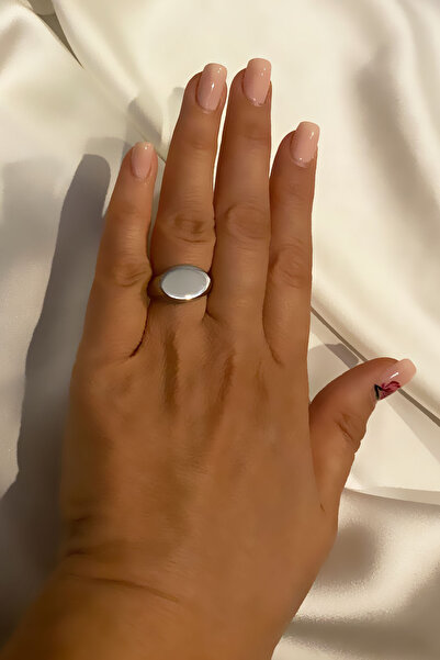 Liveyn Design Oval Silver Color Knight Ring