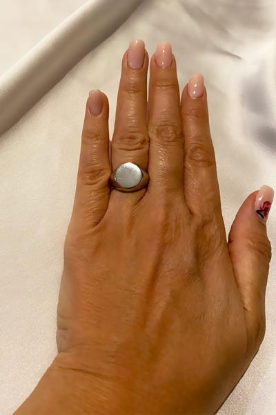 Liveyn Design Round Silver Color Knight Ring