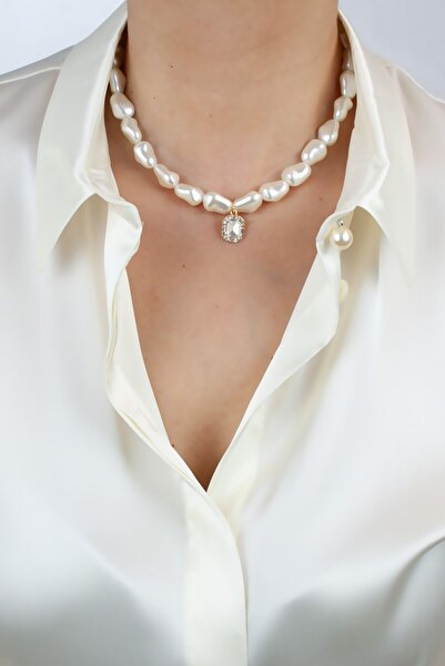 Liveyn Design قلادة من اللؤلؤ الباروكي من حجر الكريستال الشفاف