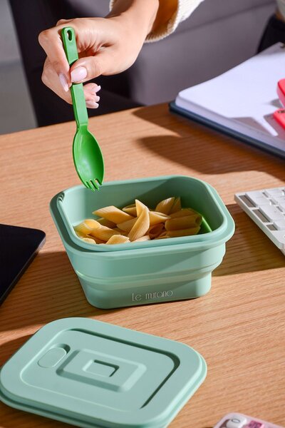 Le murano Larry Air Tight Square Collapsible Silicone Storage Container 500 ml | Green