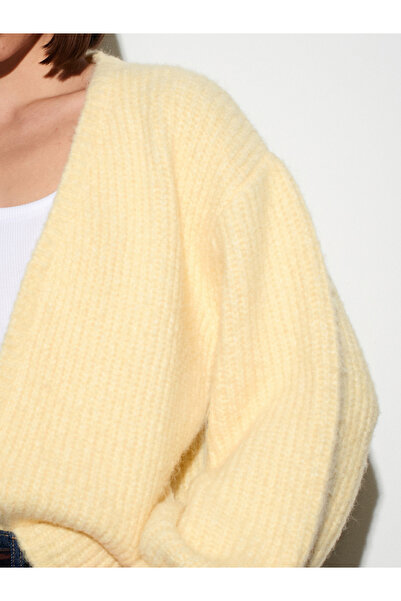 Dilvin 60991 Soft Textured Flowy Knit Cardigan-Light Yellow