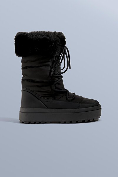 Oysho Lace-up après-ski boot with fur collar