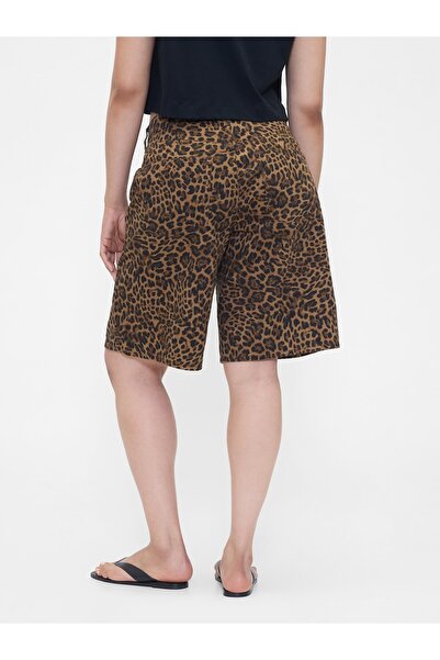 GAP Kadın Kahverengi 11" Mid Rise Denim Leopar Longline Şort