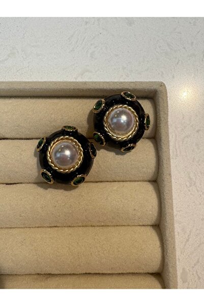 BERFACCESSORIES أقراط دائرية سوداء مرصعة باللؤلؤ