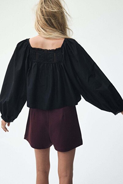 H&M Lace-trimmed cotton blouse