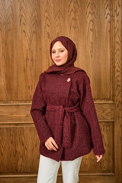 LOCCO Γυναικείο μπουφάν με χρυσά κουμπιά με λεπτομέρειες μπορντό