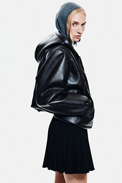 H&M Pleated mini skort