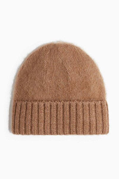 H&M Fuzzy wool-blend beanie
