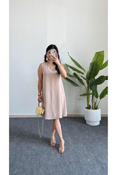 Pera فستان ألين إيروبين سيتي بوي - كريمي