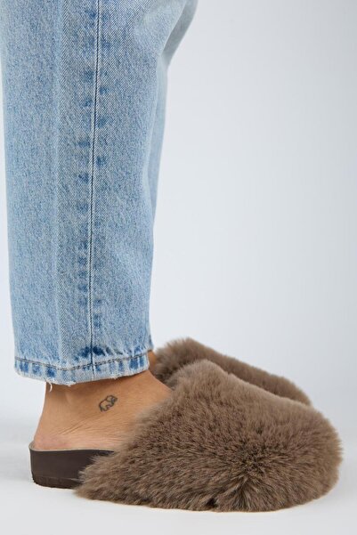 Manijero Gaye Women's Plush Flat Dark Mink Slippers