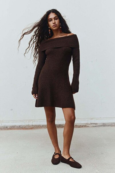 H&M Rib-knit off-the-shoulder dress