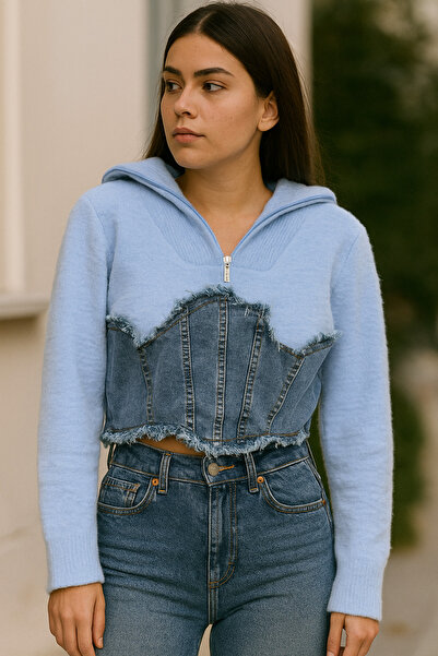 AVSARWEAR Women's Denim Detailed Zippered Soft Knit Crop Top