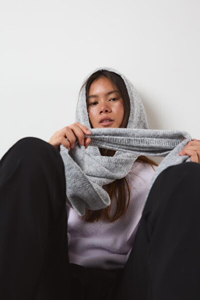 Bershka Örgü kapüşonlu atkı