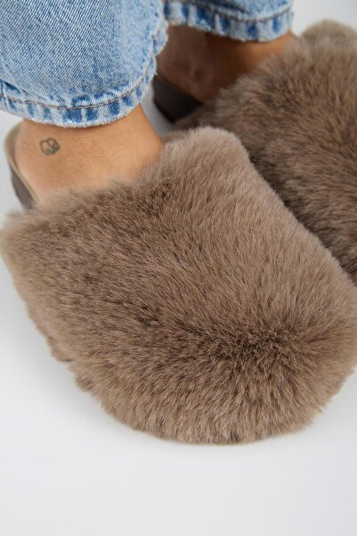 Manijero Gaye Women's Plush Flat Dark Mink Slippers