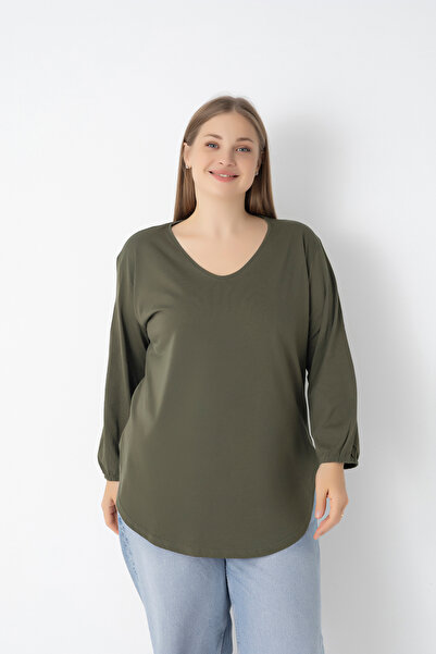 Trendbade Butik Women's Black Plus Size (THIN) V-Neck Slit Blouse