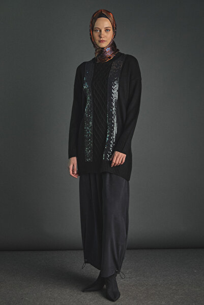 Setrms Payetli Baklava Motifli Triko Tunik