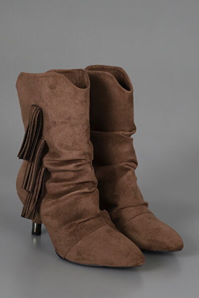 kajal ayakkabı Μπότες ιππασίας PİER 523 με λεπτομέρεια με φούντα και φούντα στο κάτω μέρος της γάμπας